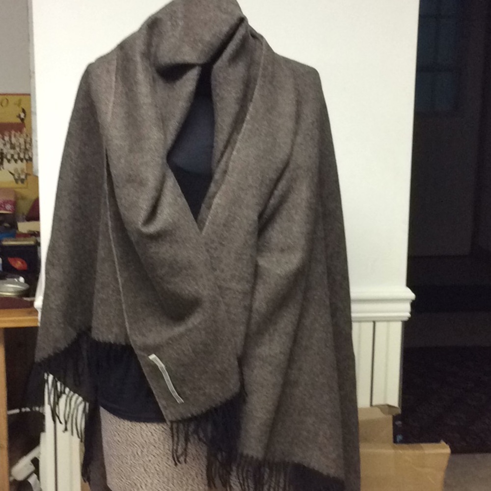 COPY - Alicia Adams Alpaca 100% alpaca Throw